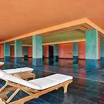 Hotel Grand Majestic 4*