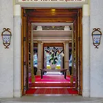 Hotel Grand Majestic