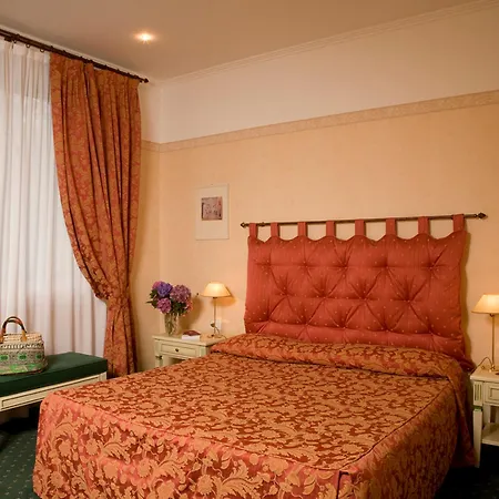 Grand Majestic Hotel 4*